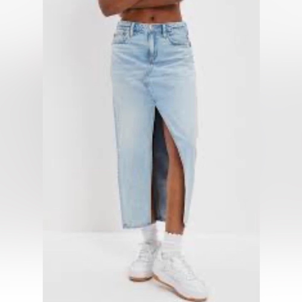 American Eagle Womens Low Rise Denim Maxi Skirt, Grunge, Size 10 C13